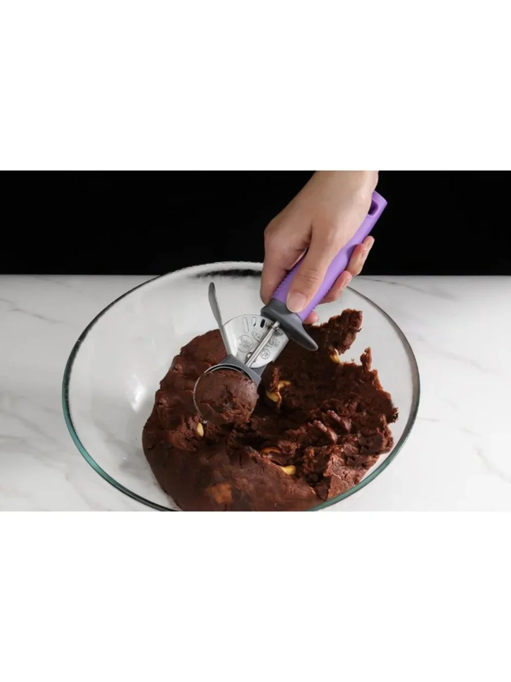 Commercial-Grade Ice Cream Scoop & Food Disher - #40, Stainless Steel, Purple